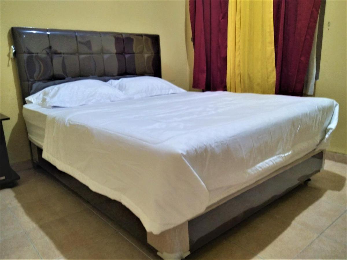 Hotel Pekalongan Syariah Mitra Reddoorz Eksteriør bilde