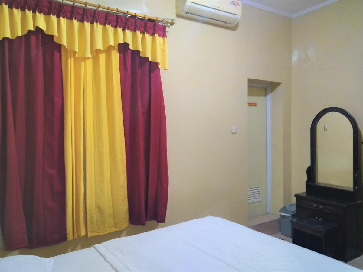 Hotel Pekalongan Syariah Mitra Reddoorz Eksteriør bilde